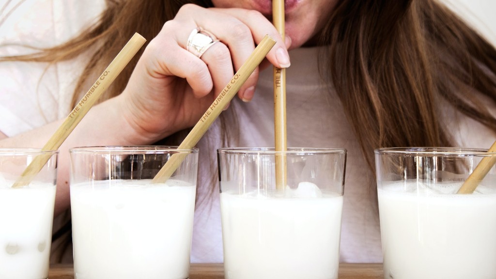 Cómo hacer leche entera con crema espesa